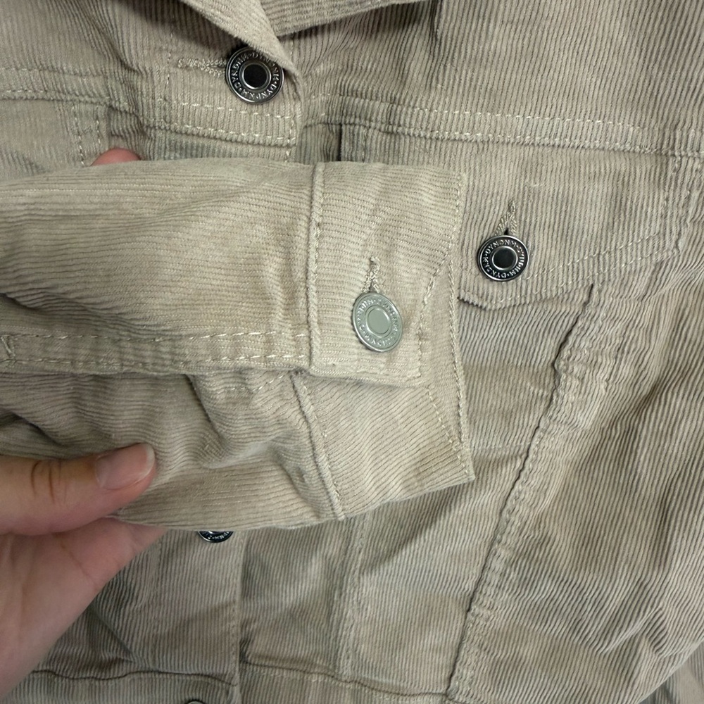 Dynamite Women's Corduroy Cropped Tan Jacket in size L - Picture 6 of 8
